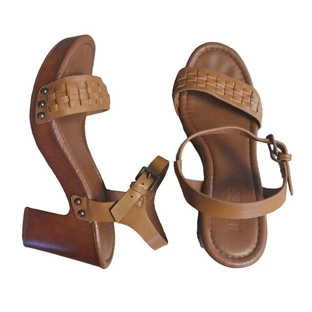 Dunes Caramel Brown Sealy Faux Wood Woven 3.5" Heel Sandals Size 8